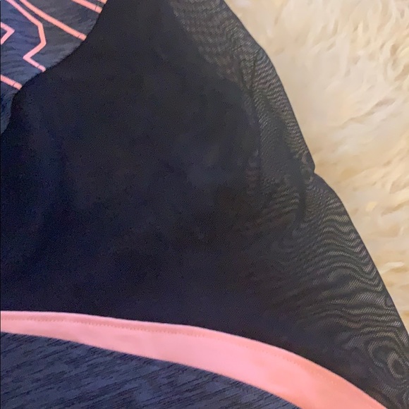 Victoria’s Secret Pink Leggings - Picture 3 of 3